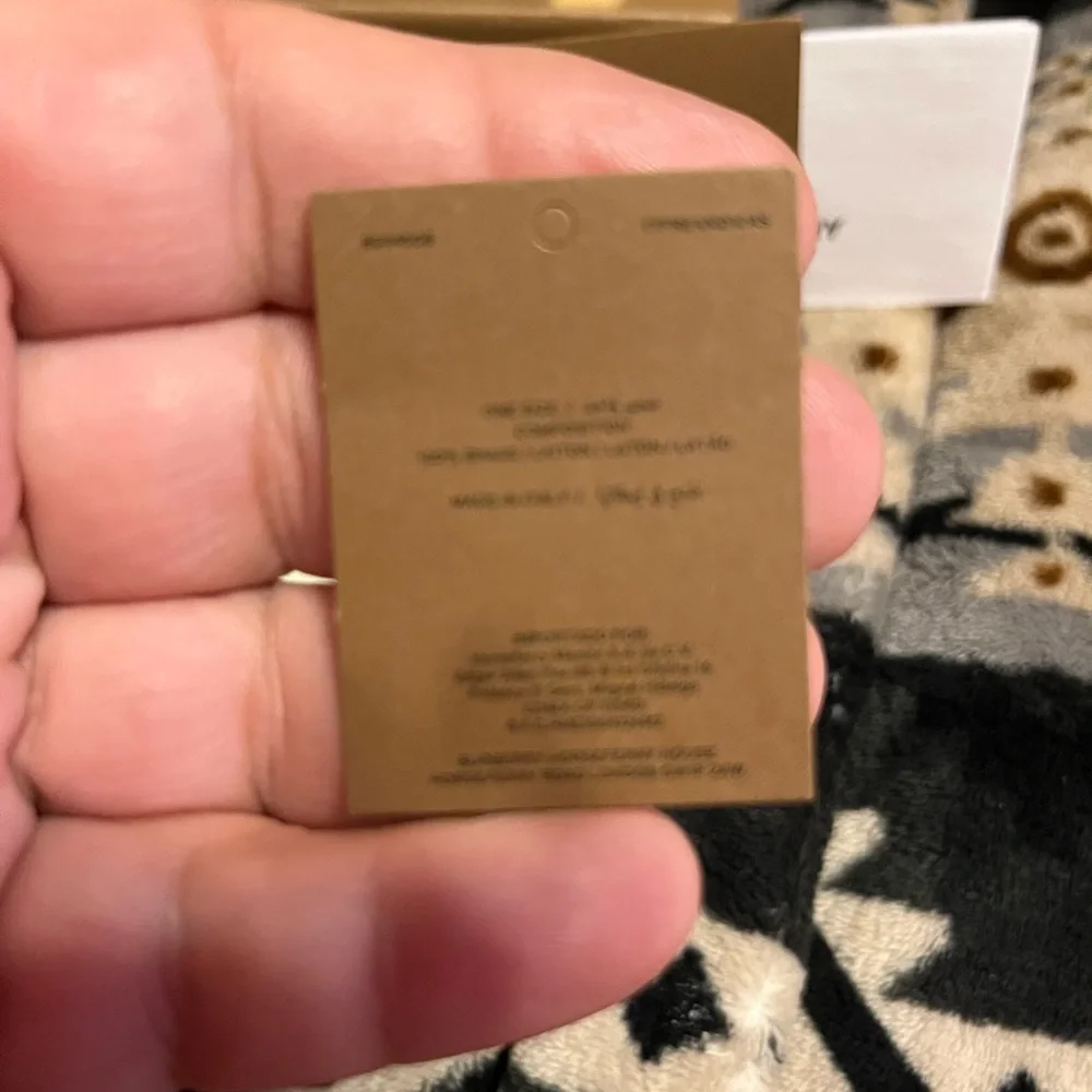 Burberry NWT Full Inclusion Gold Ear Scuff Jewelry - Picture 7 of 7